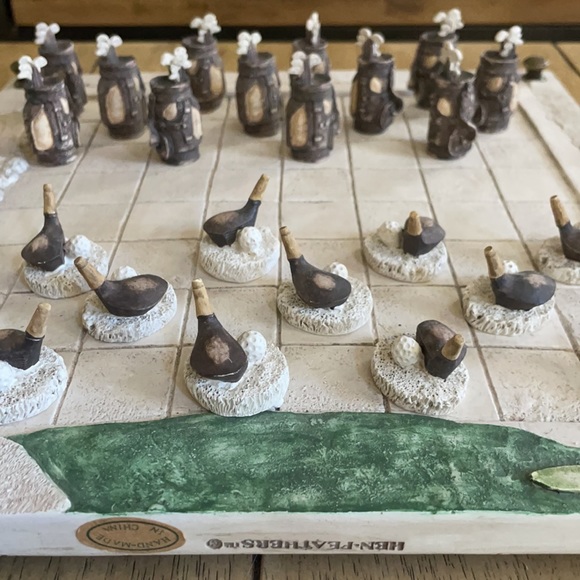 Hen Feathers Golf Checkers Set - Picture 2 of 15